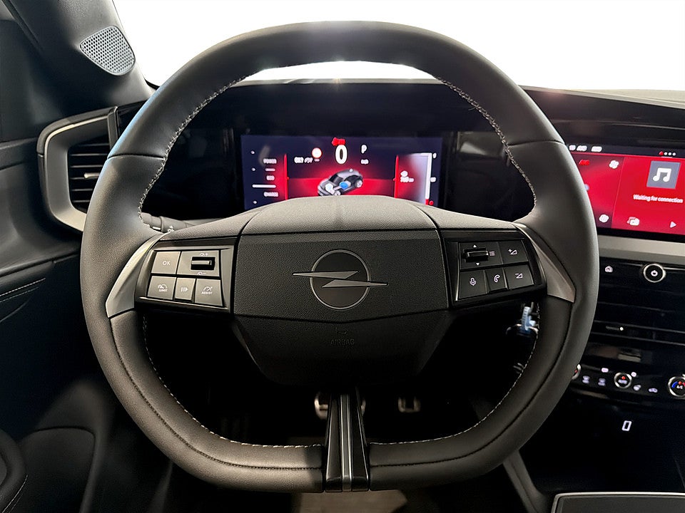 Bild på Opel Mokka GS Hybrid 1.2 Turbo 145hk Aut B-KAMERA CARPLAY
