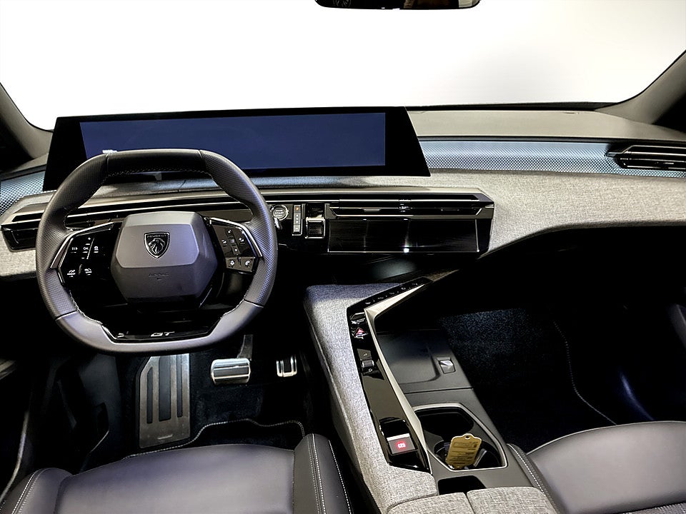 Bild på Peugeot 5008 GT Hybrid 145hk Aut 7-SITS B-KAMERA CARPLAY