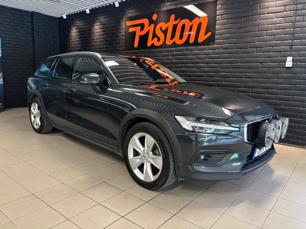 Volvo V60 Cross Country D4 AWD Geartronic Momentum Euro 6