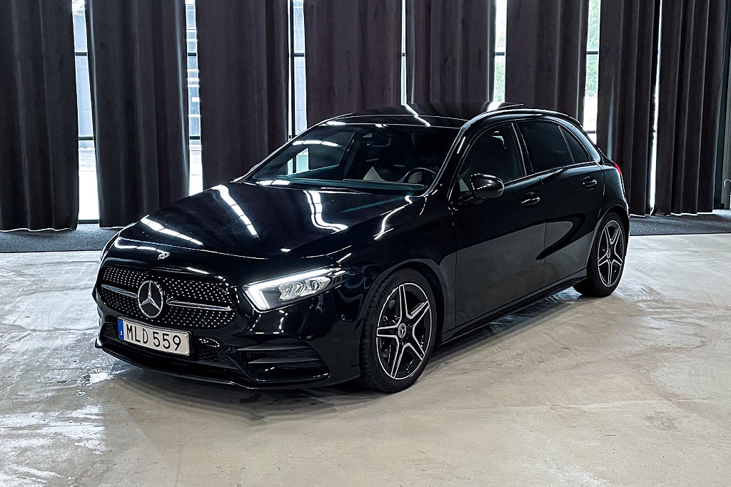 Mercedes-Benz A 200 AMG|Panorama|Läder|Kam