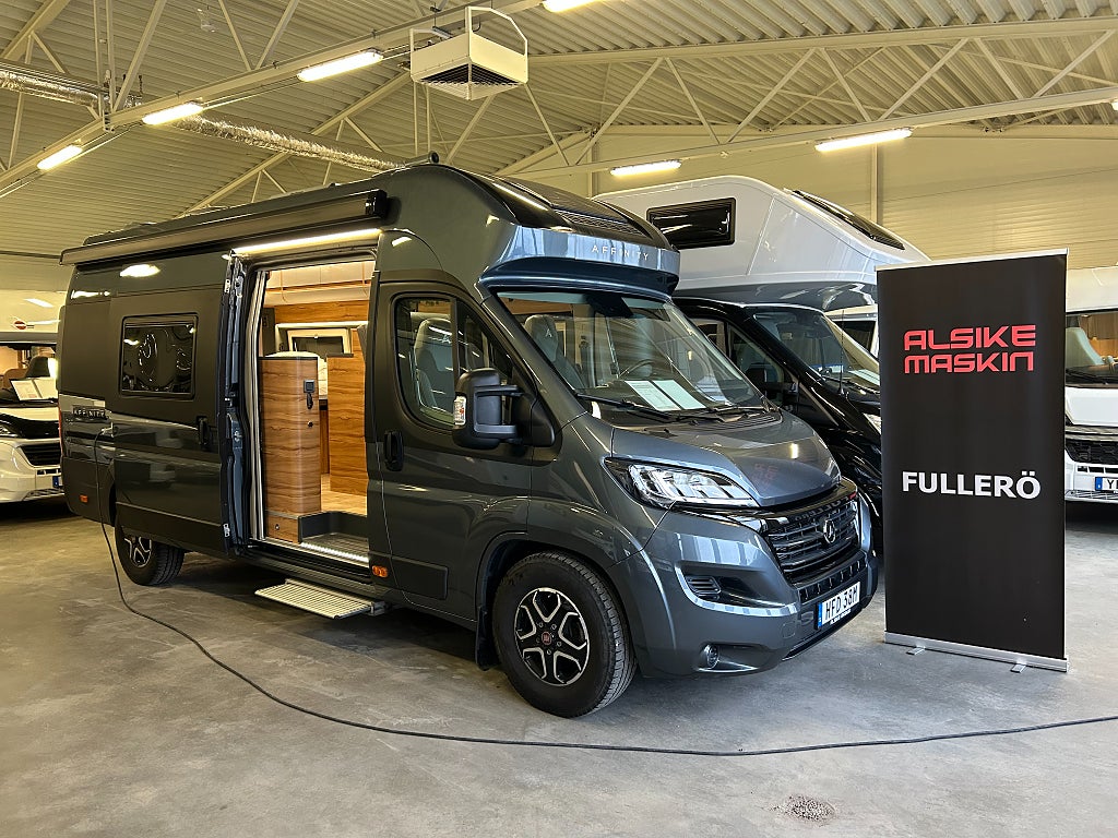 Affinity One 295 /AC bodel/Solcell/Våningssäng/Automat 160hk