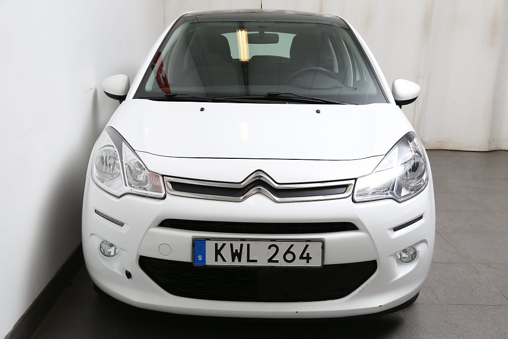 Citroën C3 1,2 VTi 82hk PureTech 5D Pano Nybesikt Motorvärmare 2015