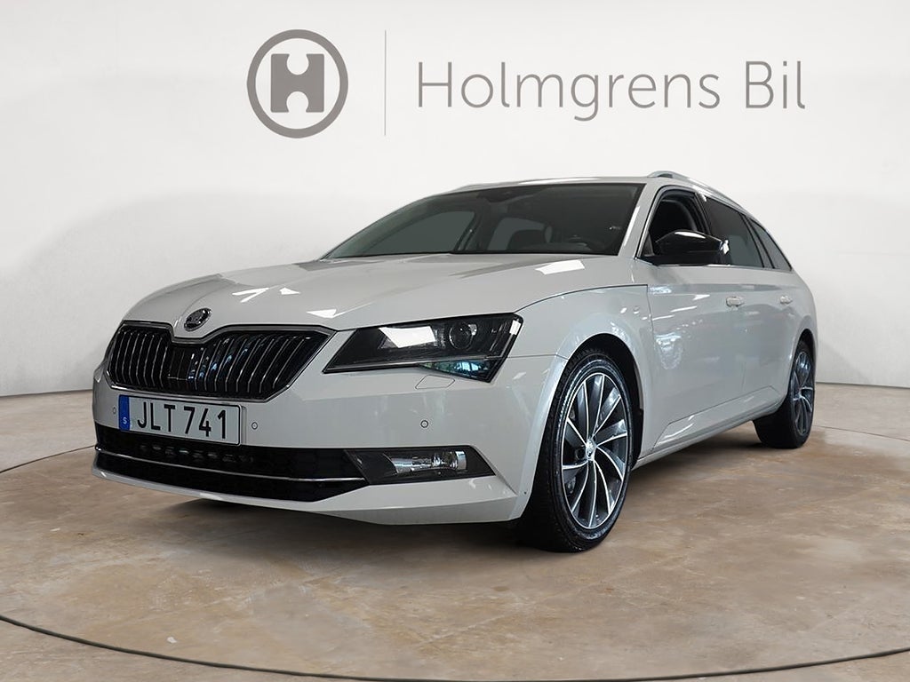 Skoda Superb 2,65% ränta Kombi 2.0 4x4 190hk L K Drag B-Kamera