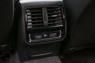 Kombi Volkswagen Passat 27 av 29