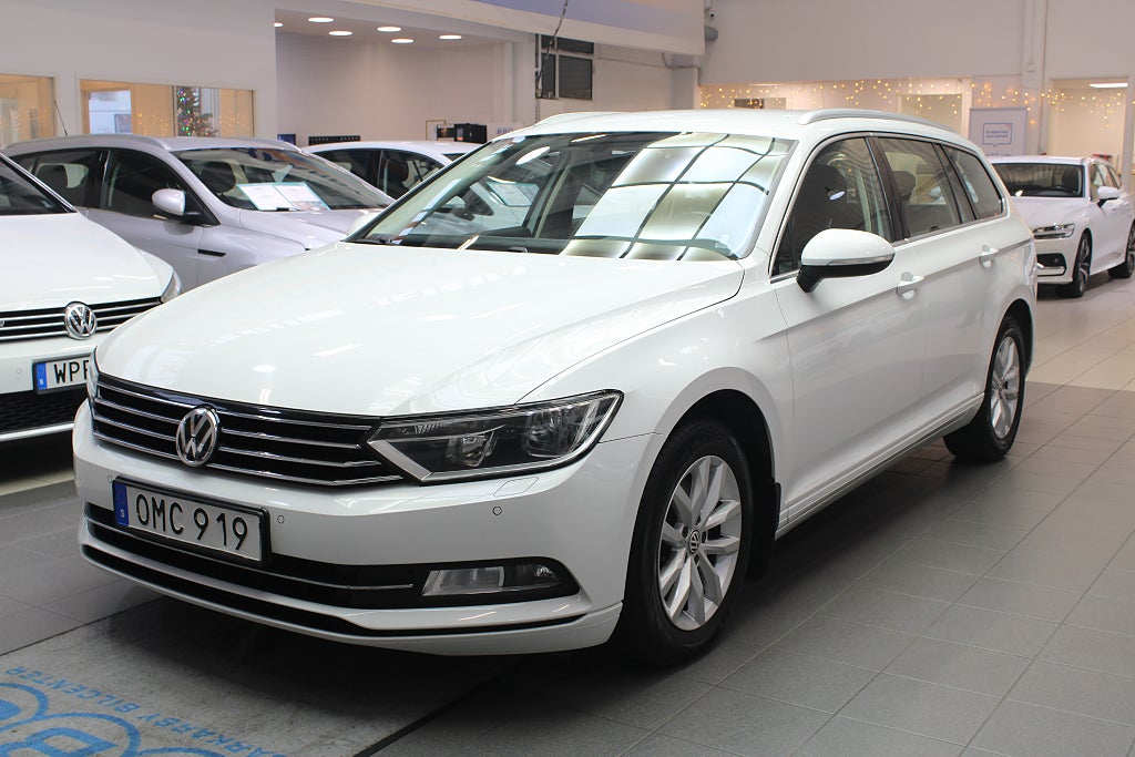 Volkswagen Passat Sportscombi 1.4 TSI ACT B-kamera/Dragkrok