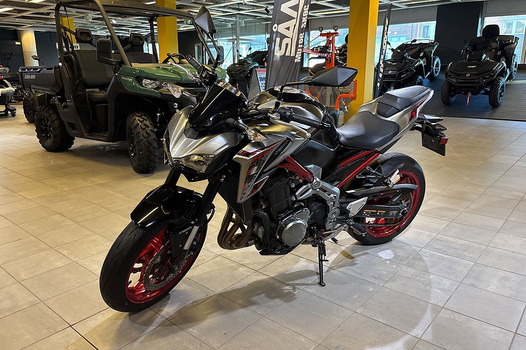 Kawasaki Z900 402 mil / 125 hk/ Nybes.