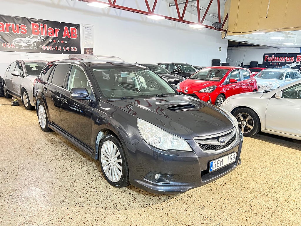 Subaru Legacy  2.0 4WD Ny Servad & Ny Besiktigad 