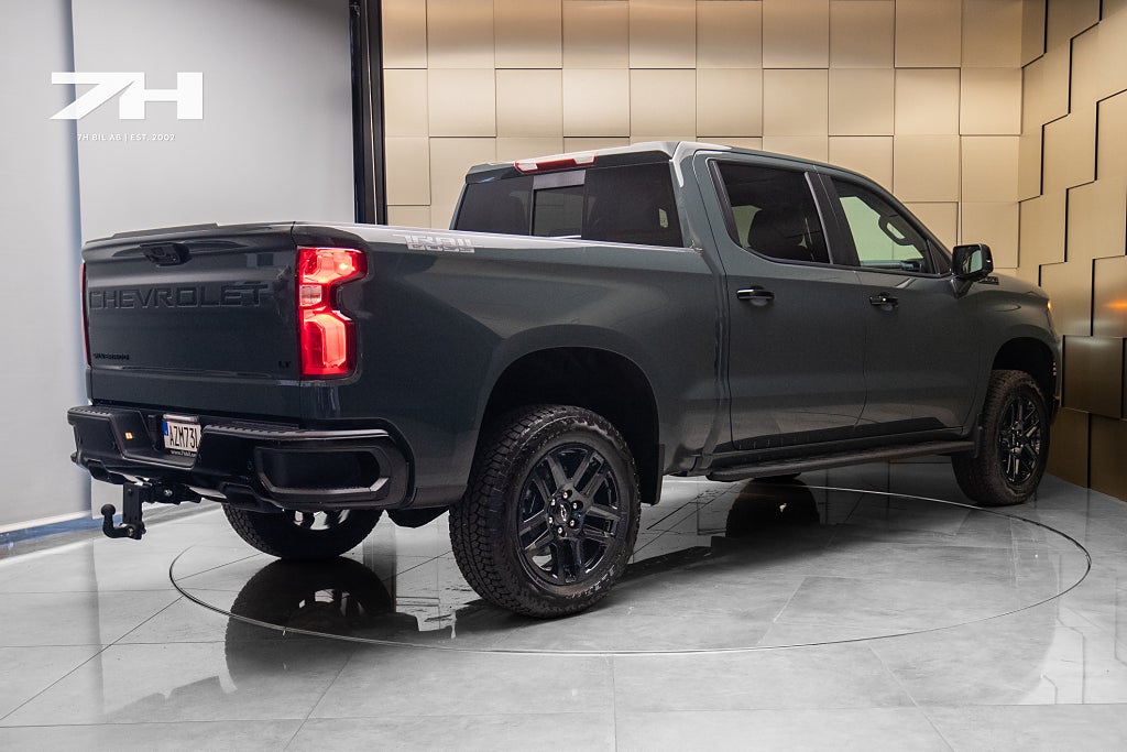Chevrolet Silverado Z71 LT Trail Boss 3.0 D / BOSE / 360° / Taklucka