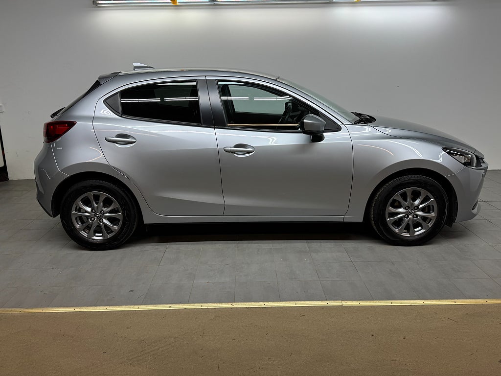 Mazda 2 1.5 90hk Automat, Carplay endast 1694 mil