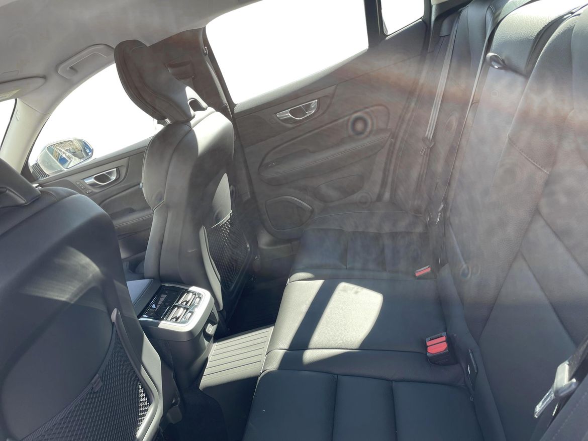 Volvo S60 B5 Bensin Plus Bright 2023, photo 7/44