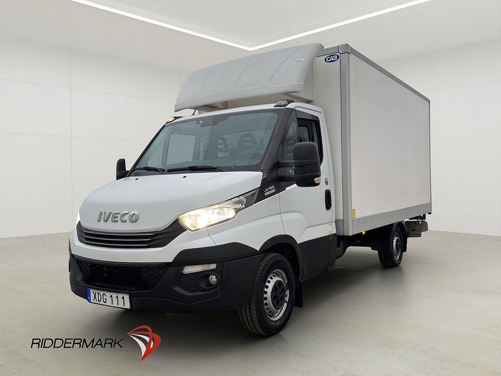 Iveco Daily 2.3 Ny-Kamrem Bakgavellyft Sidodörr Värmare MOMS