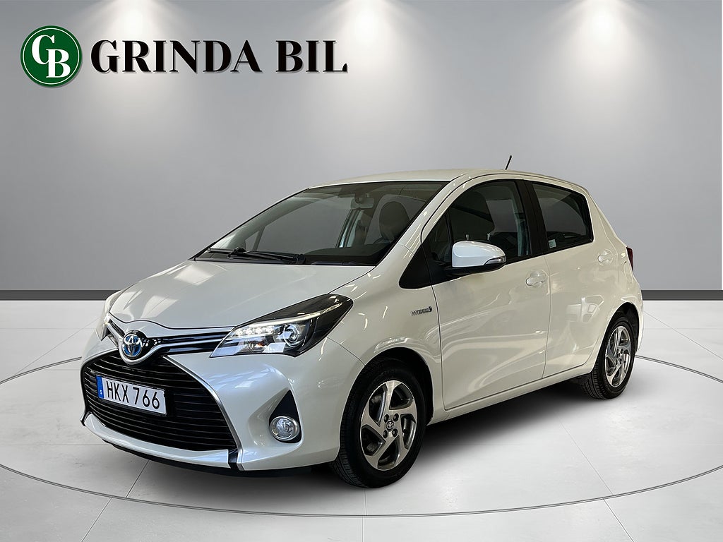 Toyota Yaris Hybrid e-CVT Active 101 HK BACKKAMERA NAVIGATOR EURO 6