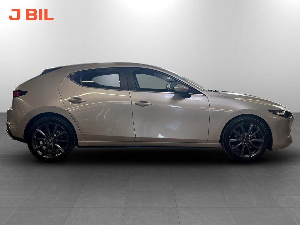 Bild på Mazda 3 Hatchback 2.0 SKYACTIV-G M 150hk B-KAMERA NAVI