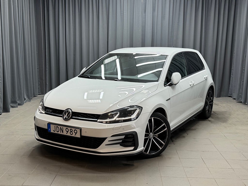 Volkswagen Golf GTD 2.0 TDI Dynaudi Digital Cockpit DCC