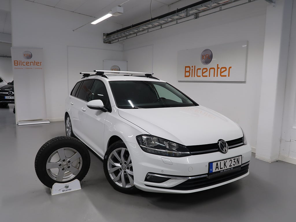 Volkswagen Golf 1.5 TSI GT V-Däck ingår Drag-Värmare-CarPlay-AdaptivFH-