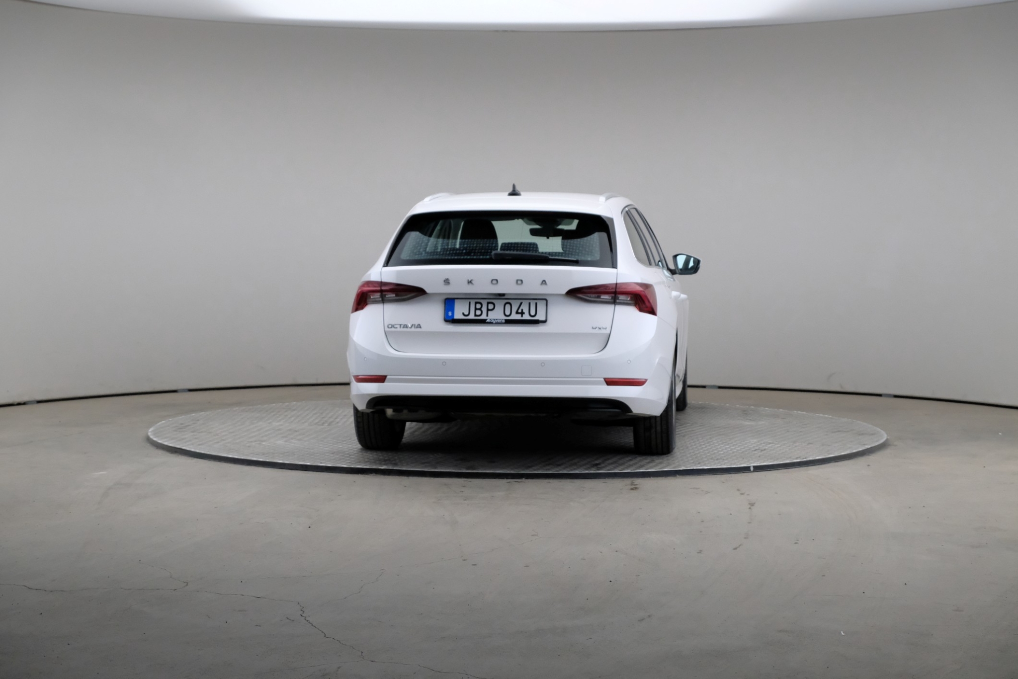 Skoda Octavia 2023, bild 2/10
