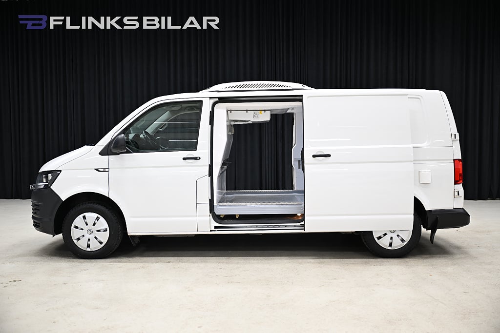 Volkswagen Transporter DSG 150HK L2|Kylbil|Dubbeldörr|Nattkyla|EnÄgare|Leasbar