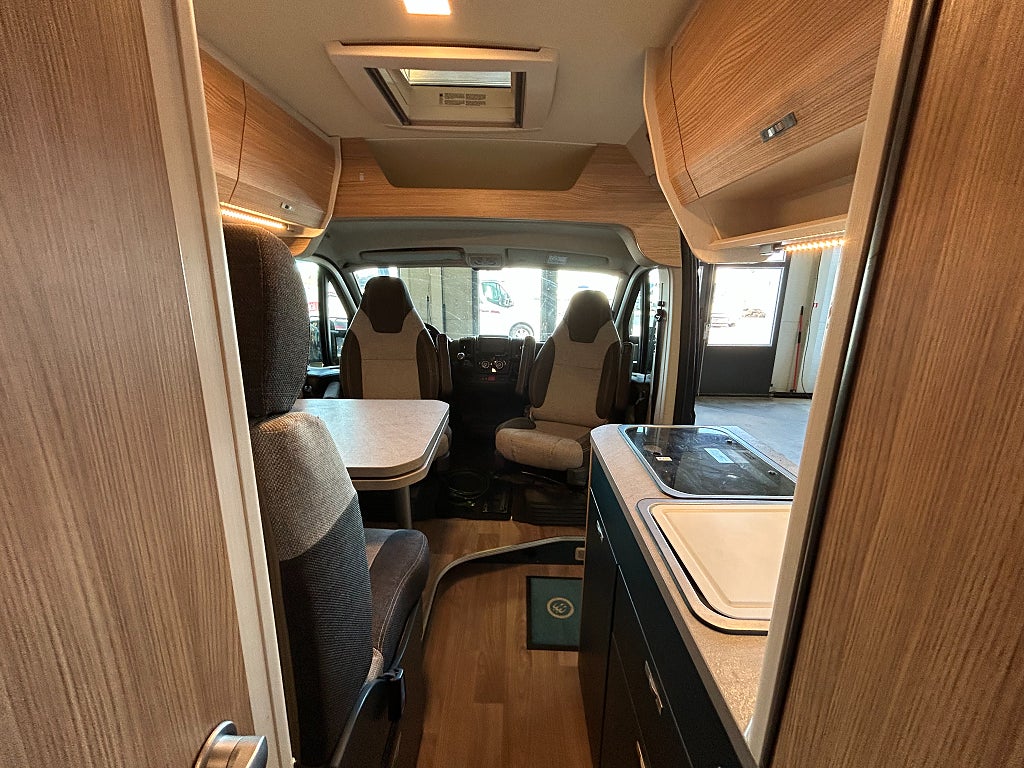 Knaus Boxlife R19 / Backkamera / Höj & Sänkbarsäng /Litium / Solcell  - Knaus