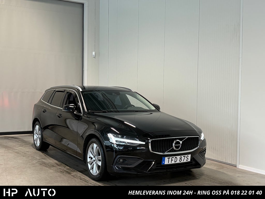 Volvo V60 B4 197hk Momentum Värmare B-Kamera Navi VOC BLIS