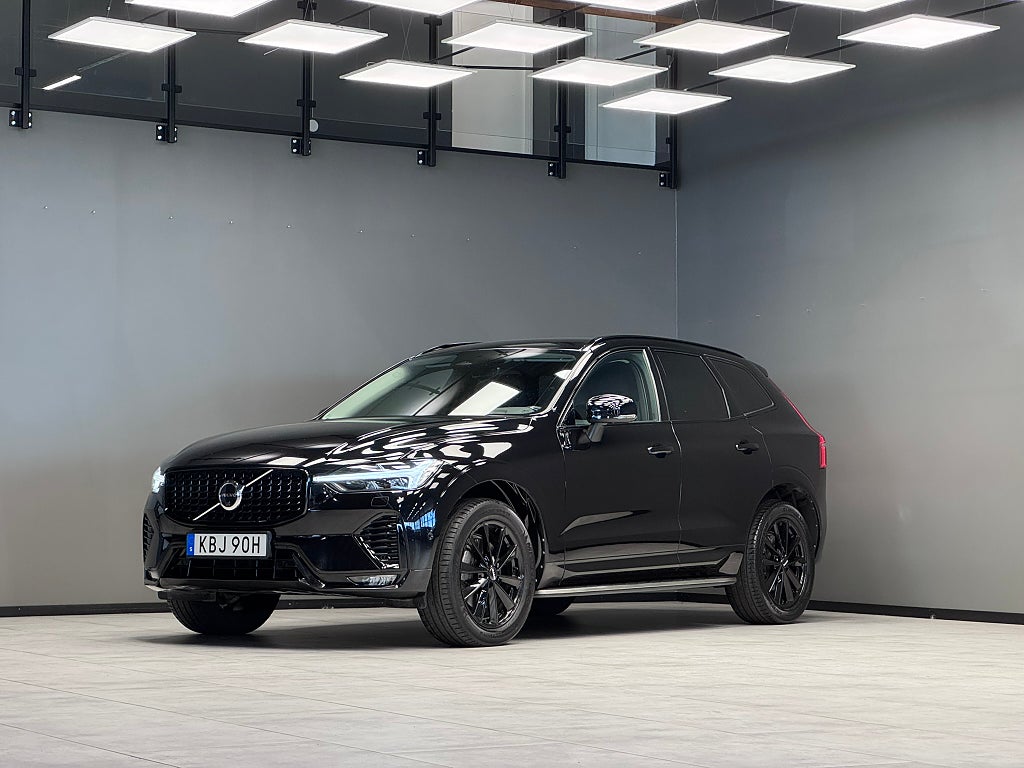 Volvo XC60 B4 Plus Dark / Värmare / Pilot Assist