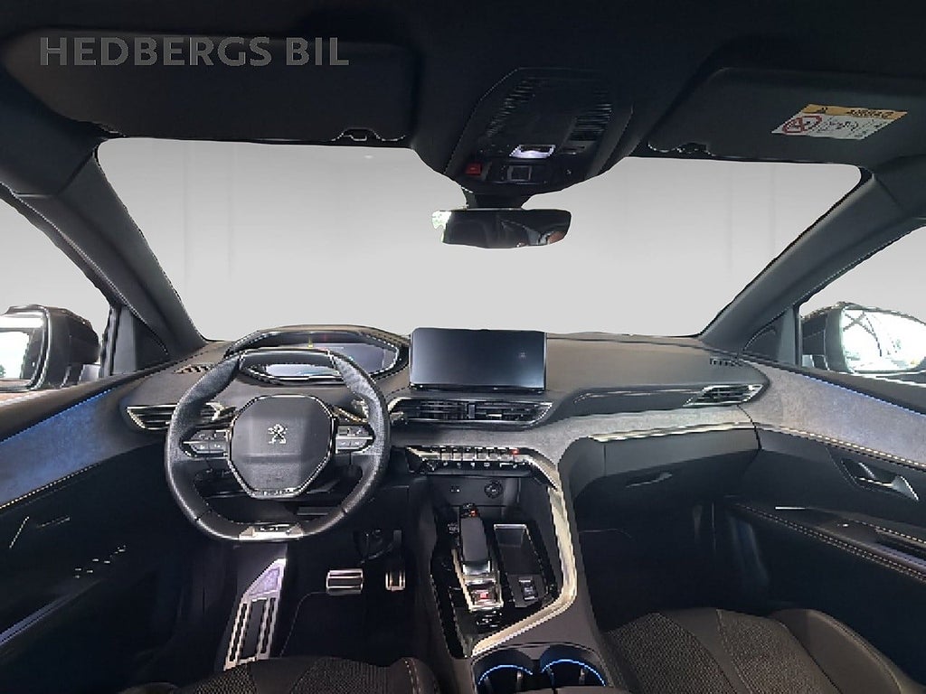 Peugeot 3008 GT HYBRID4 300H thumbnail