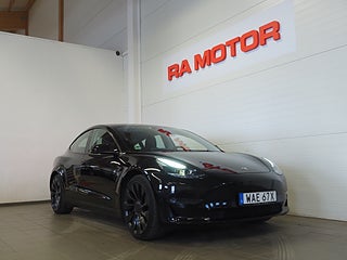 Sedan Tesla Model 3 3 av 23