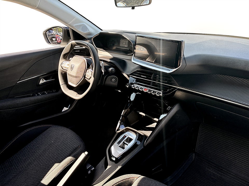 Bild på Peugeot 208 Style Hybrid 100hk Aut CARPLAY BACKSENSORER