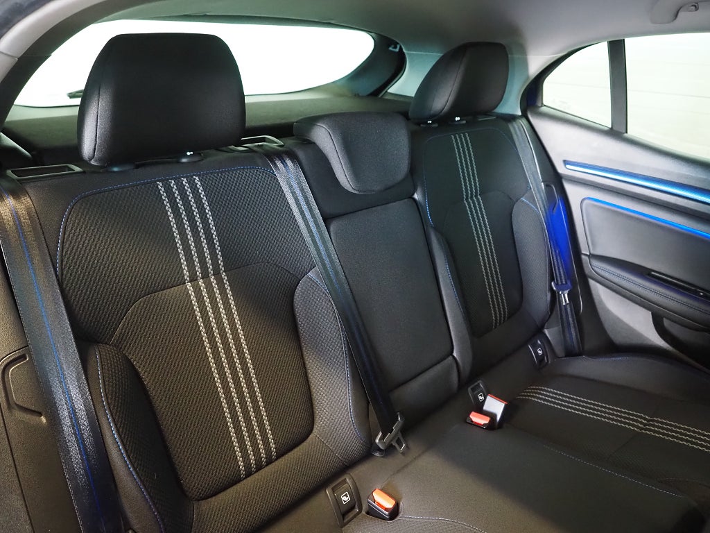 Renault Mégane GT Sport 1.6 TCe 205hk Kamera Navi Bose HUD