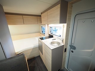 Husvagn, 1-axl Weinsberg CaraCito 390 QD 4 av 17