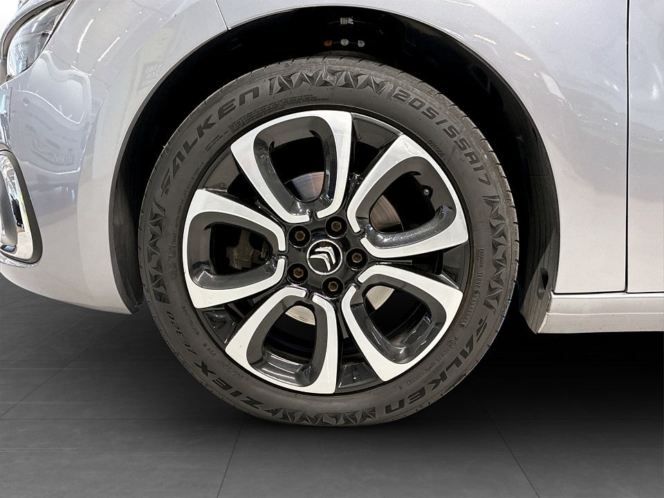 Bild på Citroen C4 Spacetourer Shine 1.2 e-THP 130hk Aut B-KAMERA DRAG