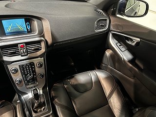 Volvo V40 Cross Country D4 Ocean Race Kamera Dvärm GPS SoV