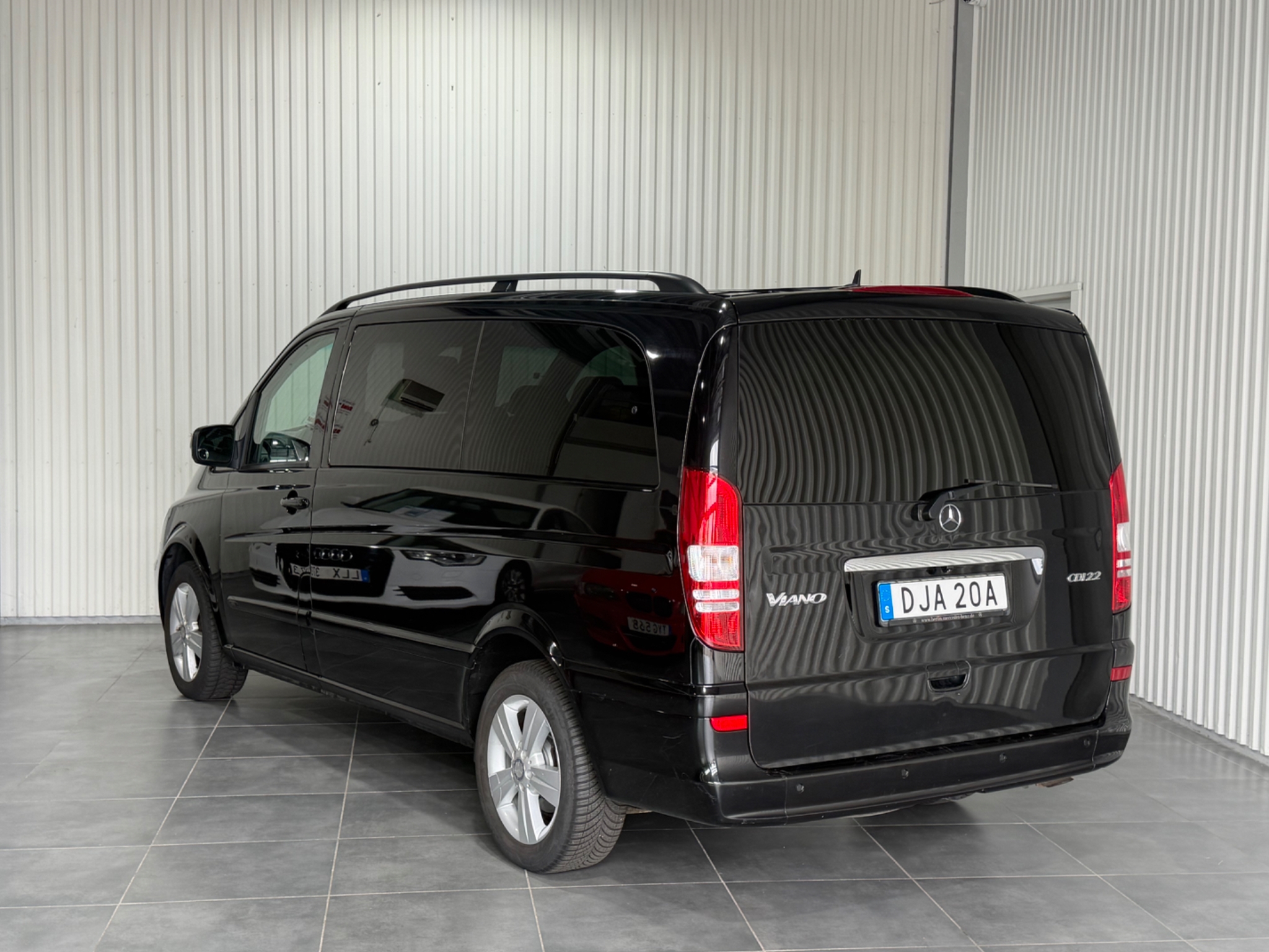 Mercedes-Benz Viano 2013, photo 3/32
