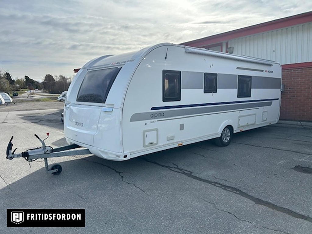 Adria Alpina 663 UK