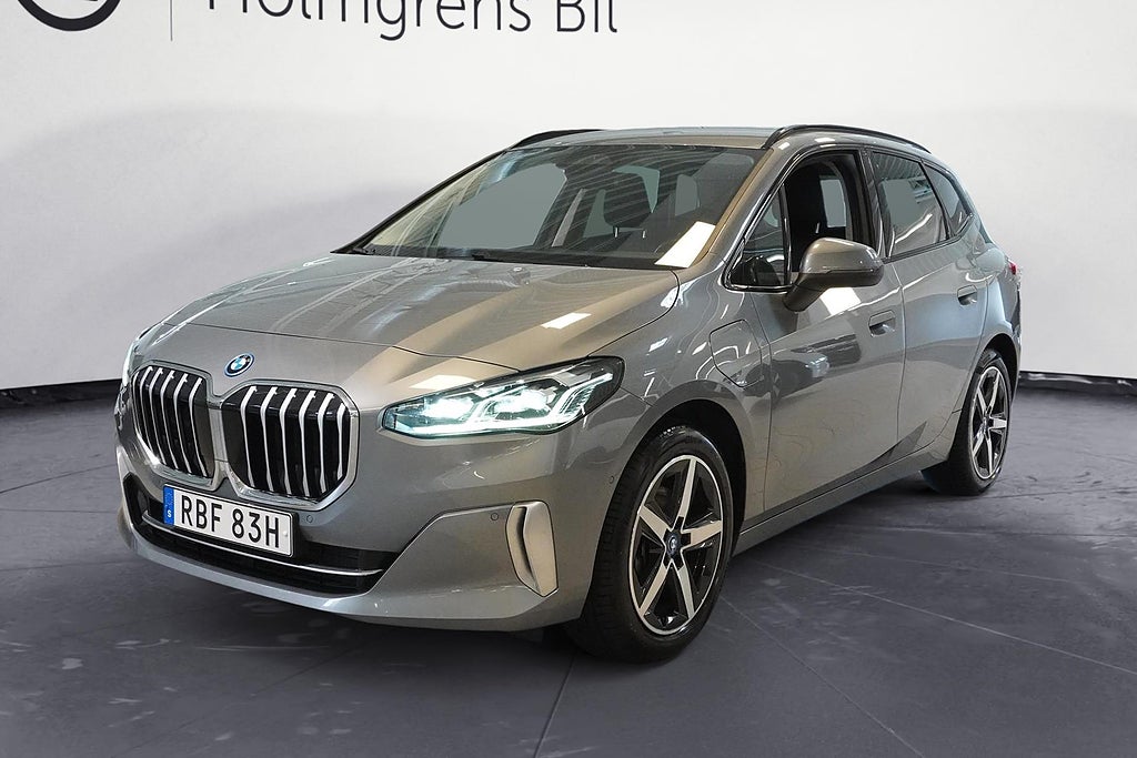 BMW 225e xDrive Active Tourer Steptronic, 245hk, Luxury Line, Drag |