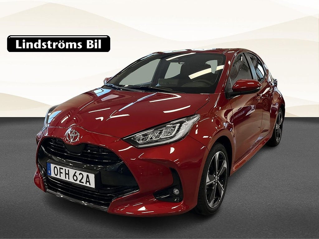 Toyota Yaris Style Hybrid 1.5 130hk S&V-hjul