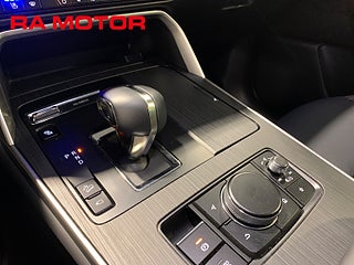 SUV Mazda CX-60 20 av 28
