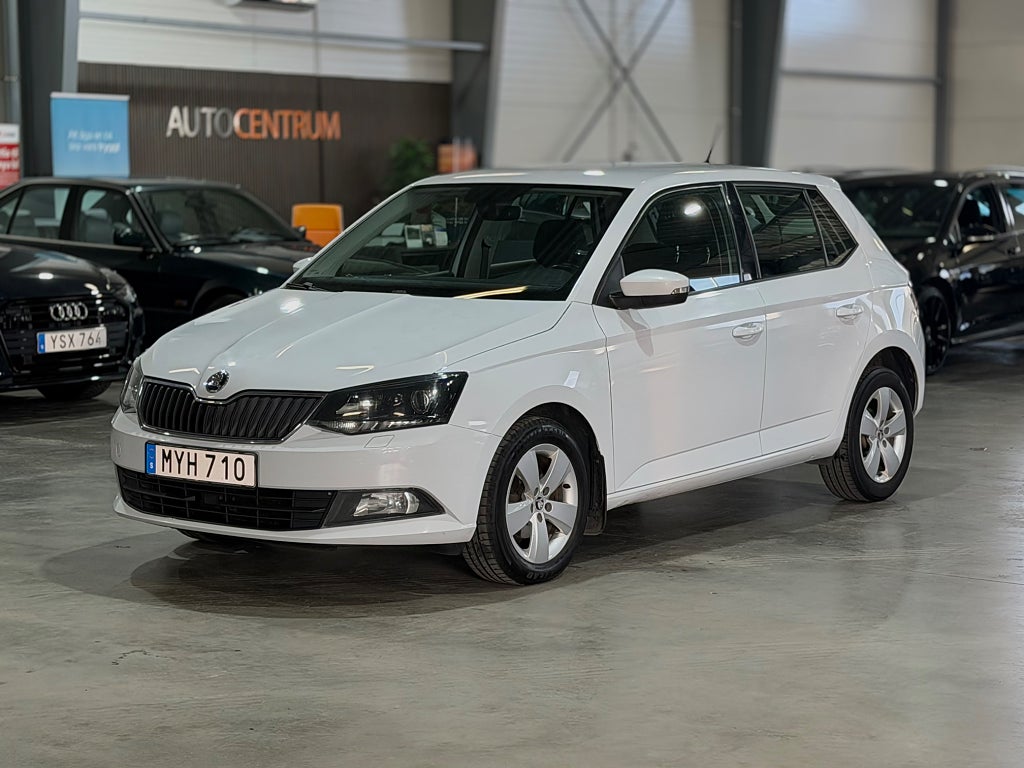 Skoda Fabia 1.2 TSI Style Keyless Navi NyServ NyBes 90hk
