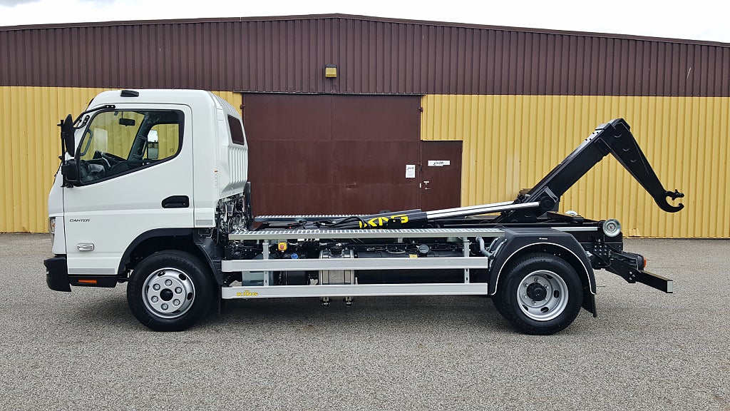 Mitsubishi Fuso 2024 - miniatyr 3