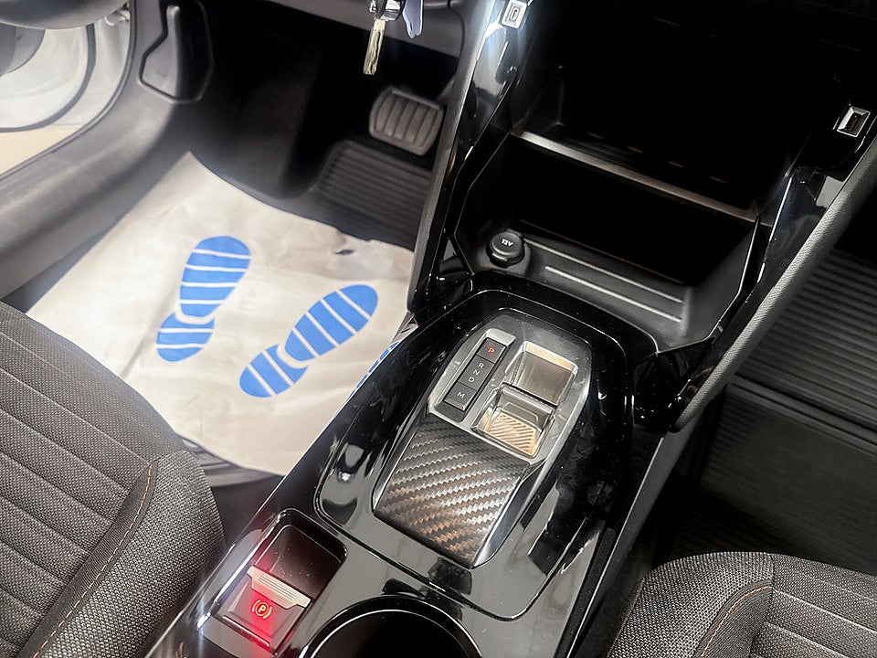 Bild på Peugeot 208 Active Pack 1.2 PT 100hk Aut CARPLAY BACKSENSORER