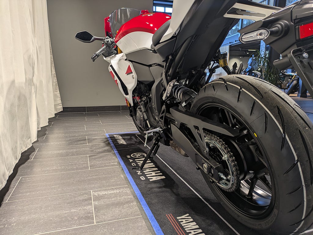 Yamaha YZF-R7 70th Anniversary / Räntekampanj 3,45%