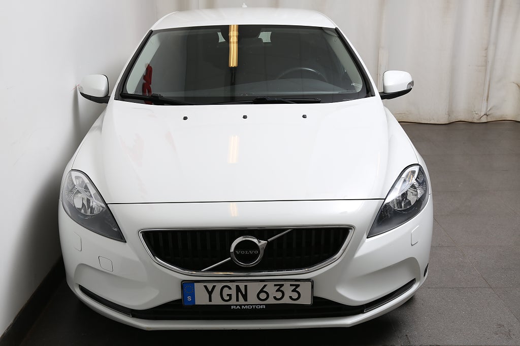 Volvo V40 T2 Business Aut Motorv Dragkrok 2017