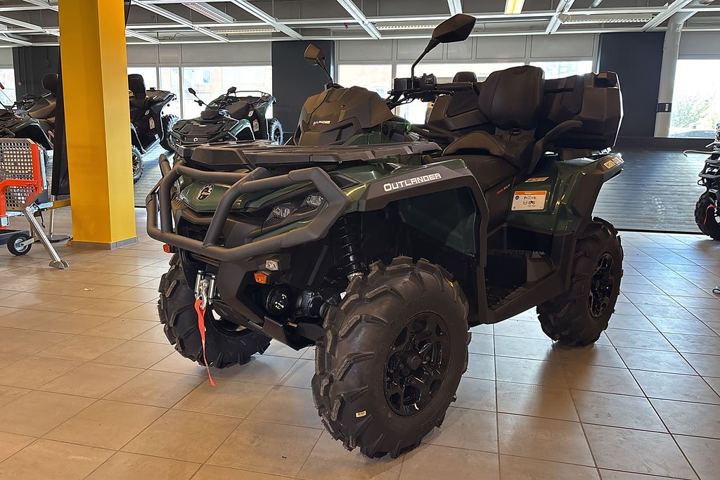 Can-Am Outlander MAX 570 XU+ Bukskydd/Packlåda/1 mil