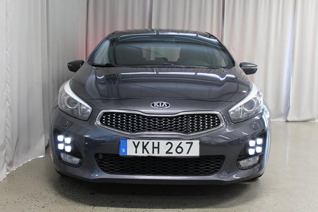 Kia Ceed 1.6 CRDi DCT GT-Line, M&K-värmare, S&V-hjul 3,99% Ränta