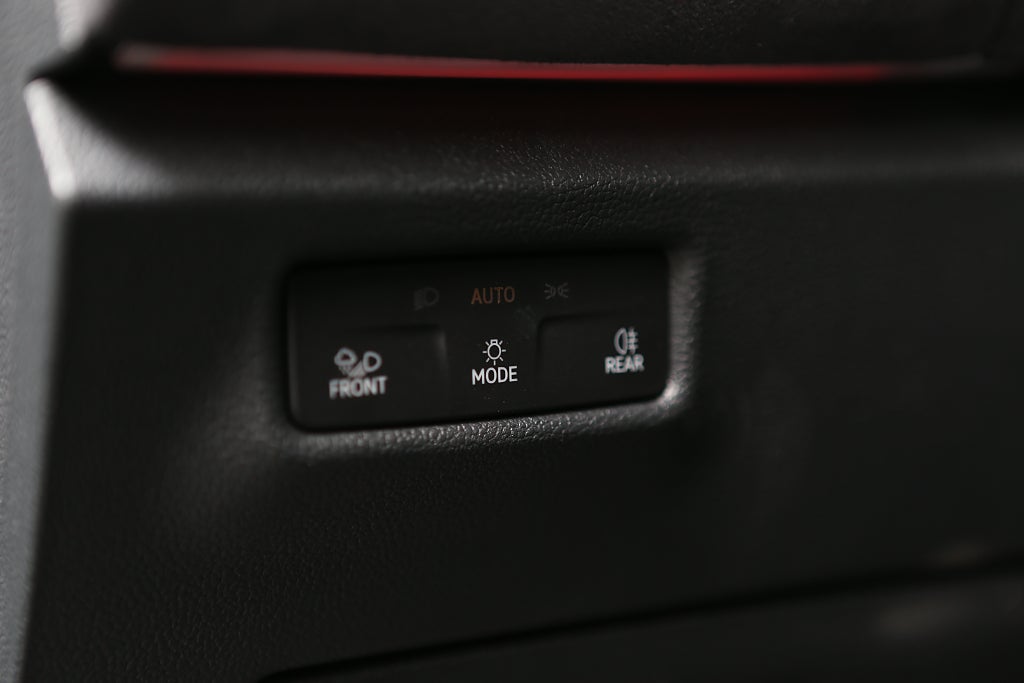 Volkswagen Tayron 2,0 TDI 4M R-Line 7-Sits Värme Drag VAT 2025