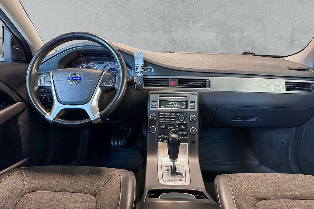 Volvo XC70 2.4D AWD Geartronic Momentum 2-Ägare Dragkrok Välservad