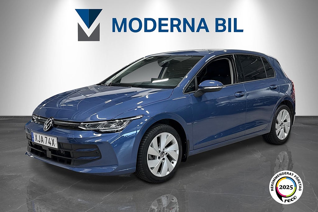 Volkswagen Golf I 1.5 eTSI 150hk Life Drag Cockpit Adaptiv B-kam 1000 mil