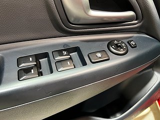 Halvkombi Kia Rio 20 av 27
