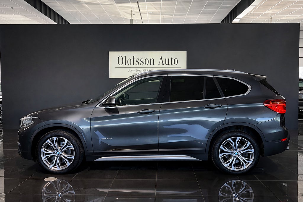 BMW X1 xDrive20d Steptronic xLine Läder Navi Head Up Drag - bild 3