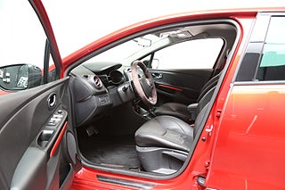 Halvkombi Renault Clio 8 av 23