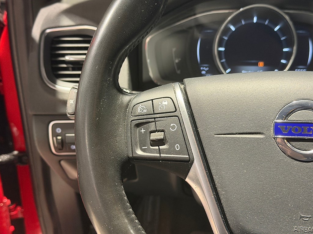 Volvo V60 Cross Country D4 Classic Summum AUT Drag VOC 2018